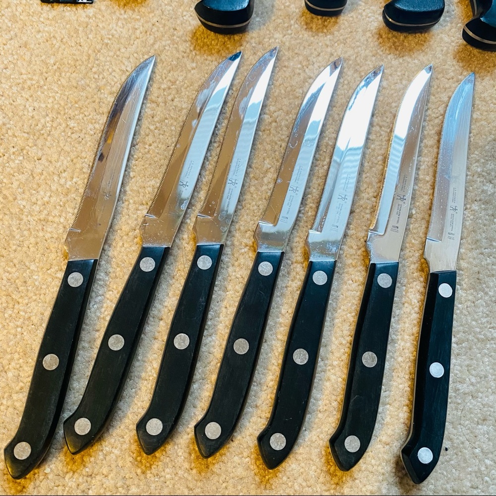 J.A Henckels Classic 16-Pc. Knives & Block Set black - Picture 9 of 12